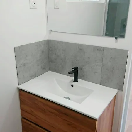 Renove 1er Etage 45m2 Avec Jardin Et Jacuzzi Lejlighed